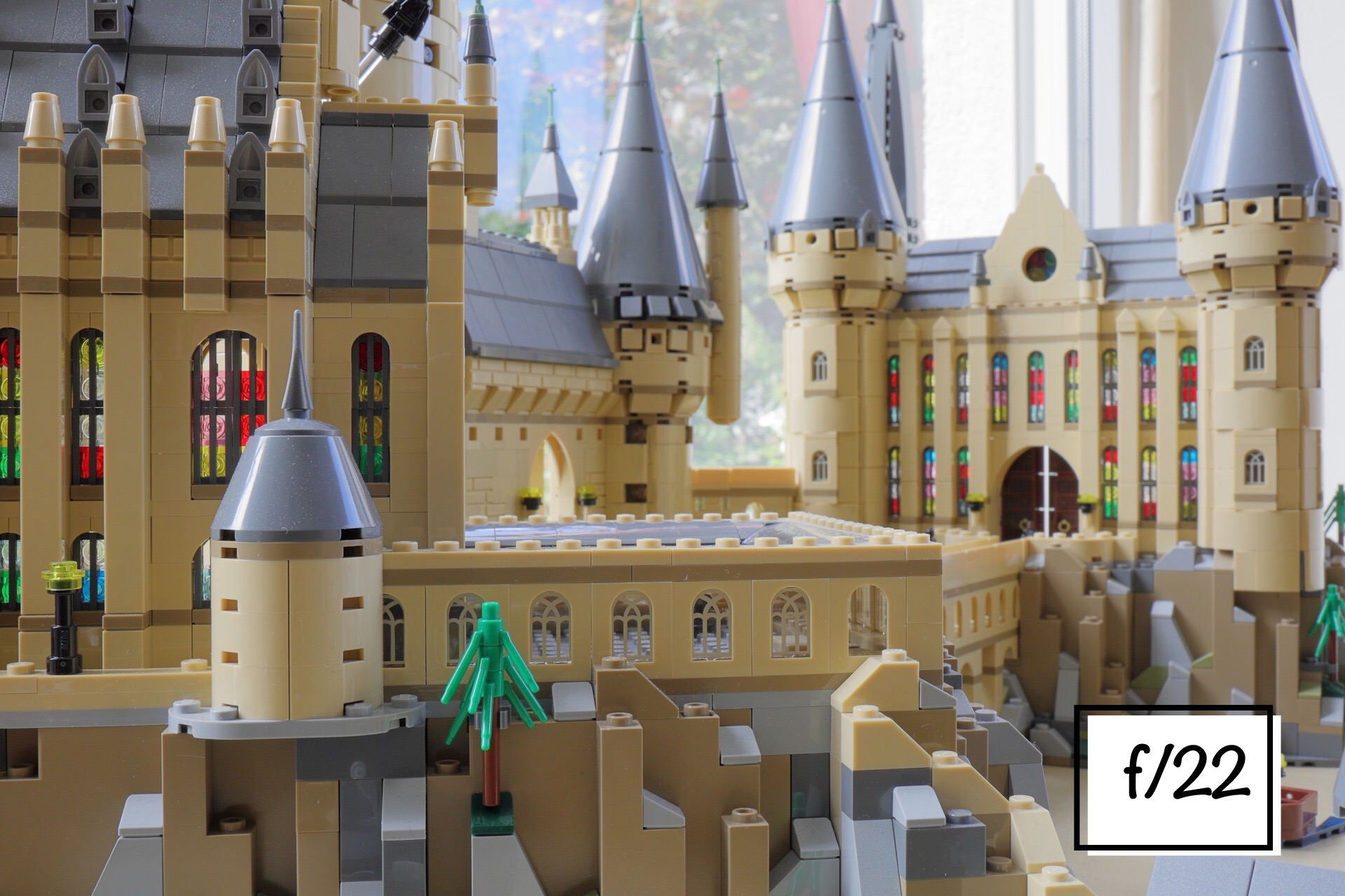 Das Bild zeigt eine hohe Tiefenschärfe bei Blende 22